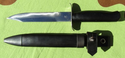 srk1bs.jpg (4125 bytes)